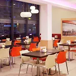 Ibis Manchester Centre 96 Portland Street 