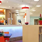Ibis Manchester Centre 96 Portland Street 